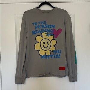 CHNGE Gray Long Sleeve Tee with Yellow Smile Flower and Pink Heart